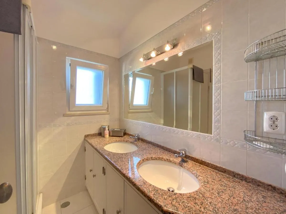 Appartamento Charming Penthouse With Sea View In Lagos #1931